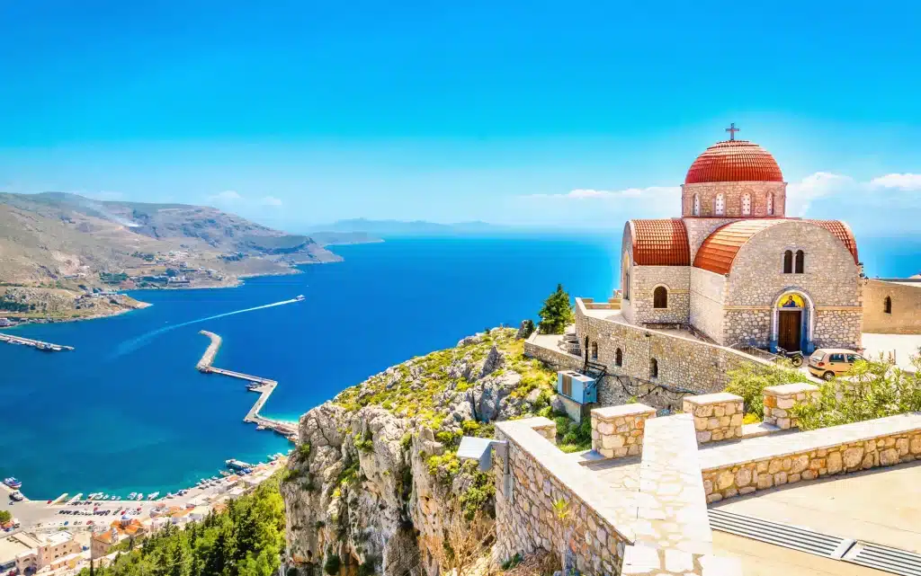 Sail the Greek Islands: A Seafarer’s Ultimate Bucket List Travel Adventure